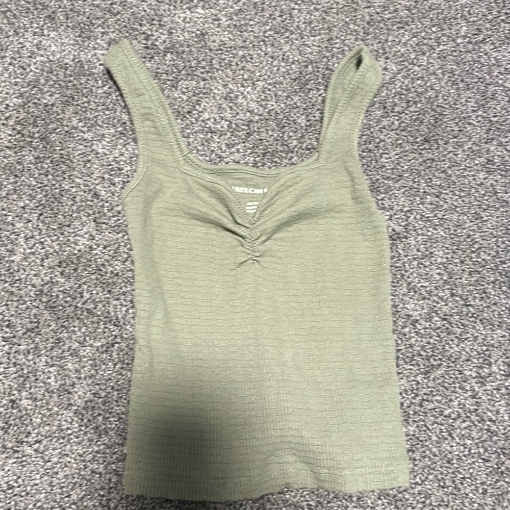 american eagle tank top in sage green